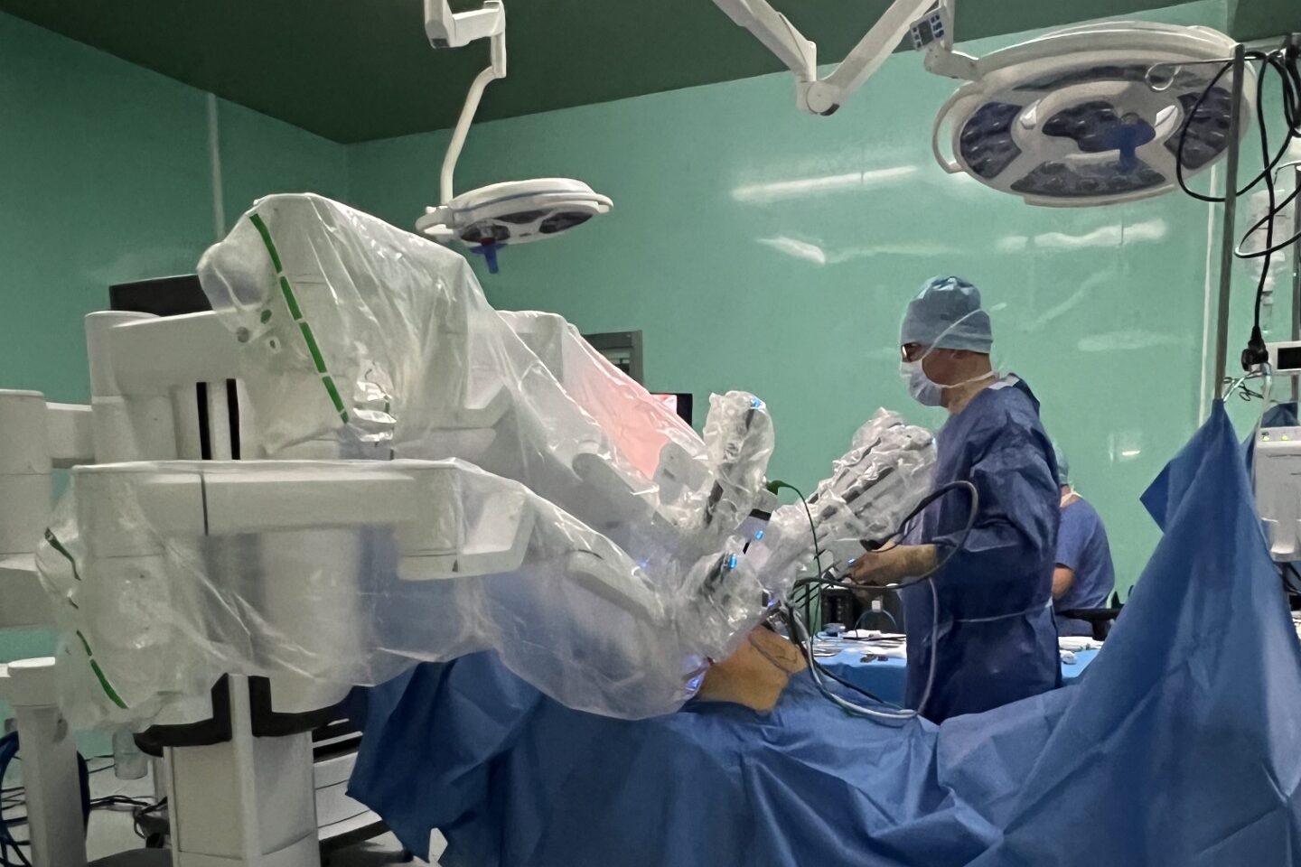 L’Hôpital du Creusot franchit le cap des 1000 interventions réalisées en chirurgie robotique.